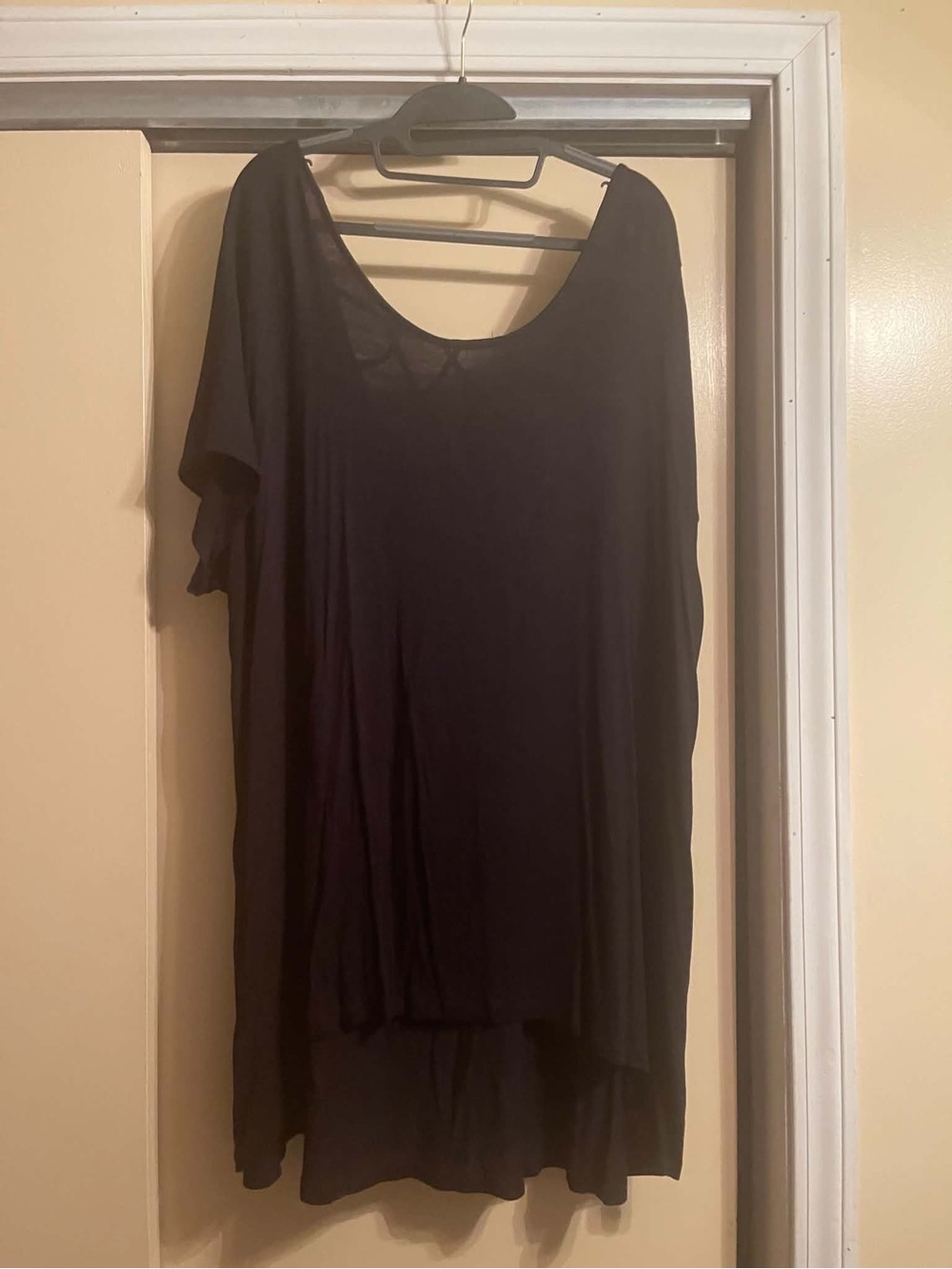 eye candy Black Scoop Neck Short Dolman Sleeve Tunic